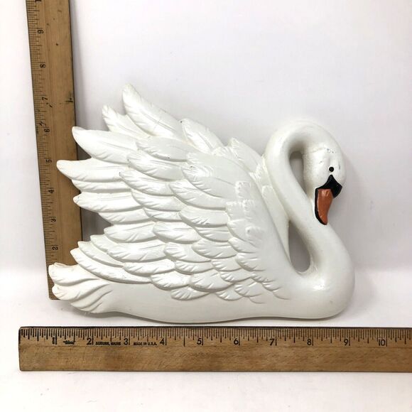 Chalkware Swan Wall decor Plaque Vintage 1996 Hobbyist Craft Handmade Kitschy - Picture 5 of 7